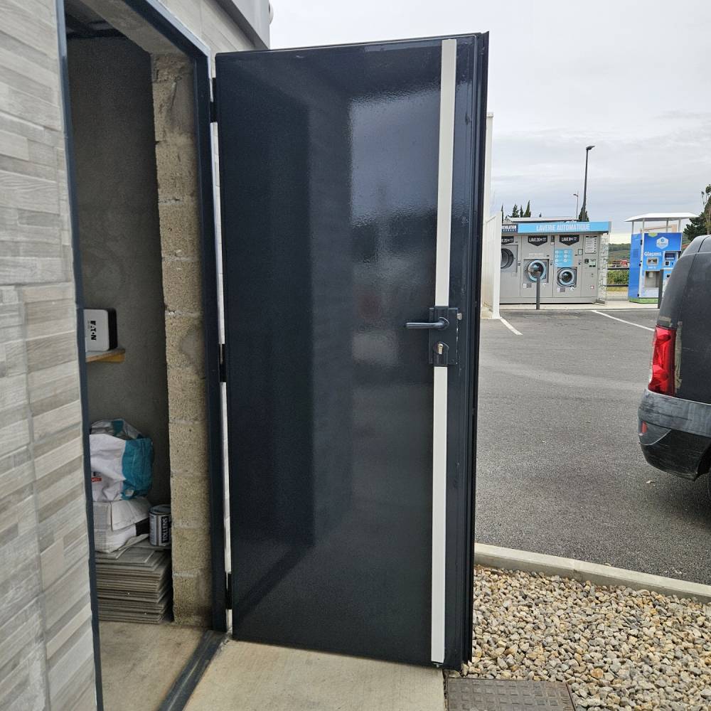 Porte Blindé 2.jpg