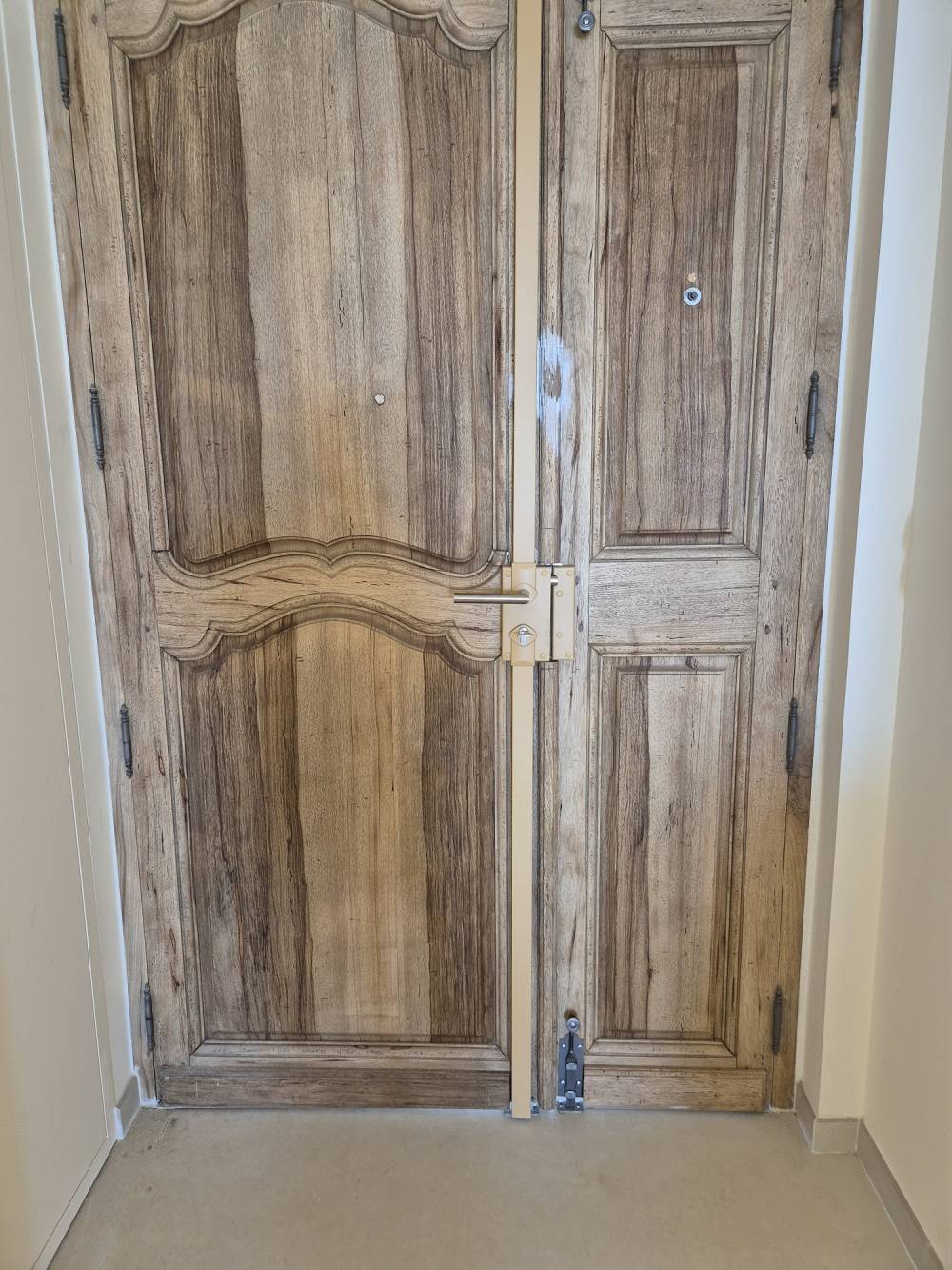 Porte bois 1.jpg