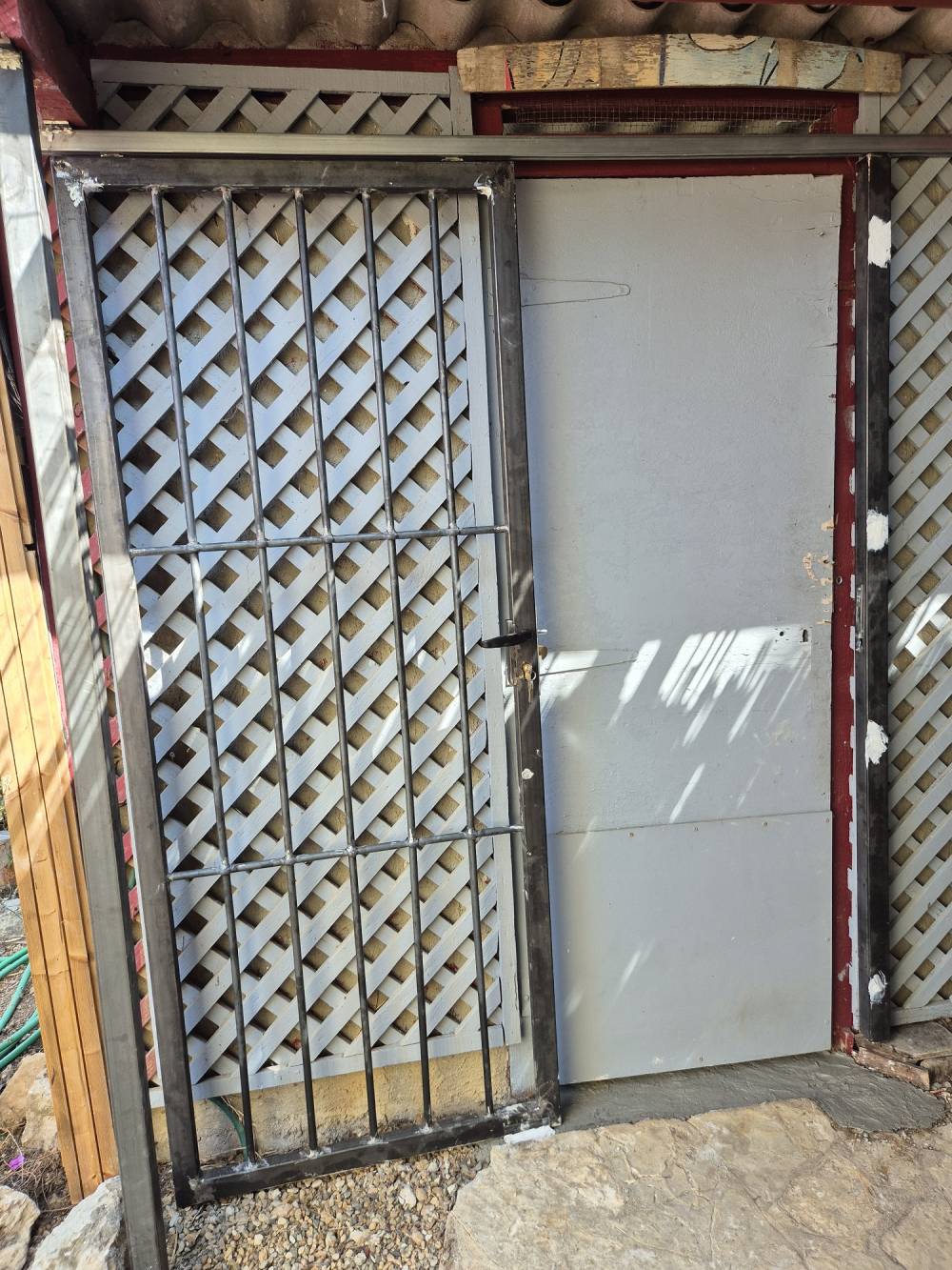 Grille Acier fait main ....jpg